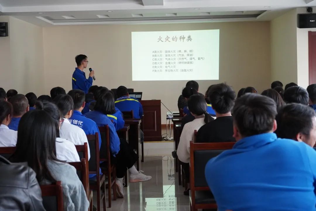 <a href=http://m.qmnd.cn target=_blank class=infotextkey><a href=http://m.qmnd.cn target=_blank class=infotextkey>雙良</a>環(huán)境</a>“119”消防日主題活動圓滿結(jié)束！