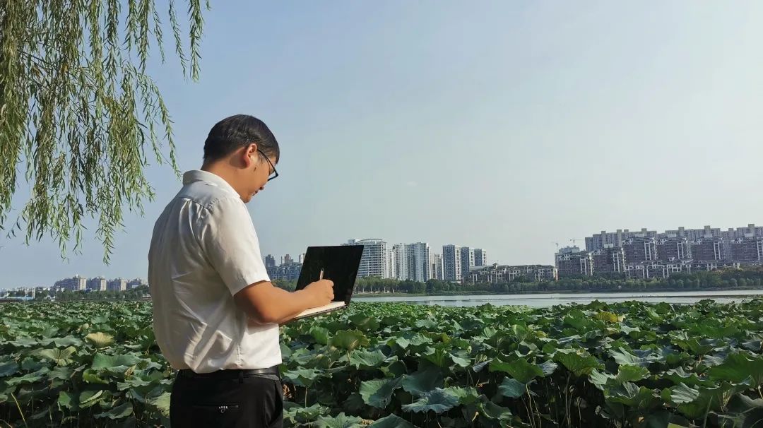 <a href=http://m.qmnd.cn target=_blank class=infotextkey><a href=http://m.qmnd.cn target=_blank class=infotextkey>雙良</a>環(huán)境</a>乘風(fēng)破浪的三石弟弟