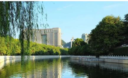 出實招精準治理南明河還清于民